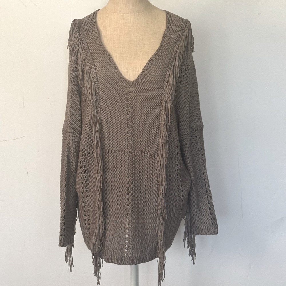 Women’s tassel sweater